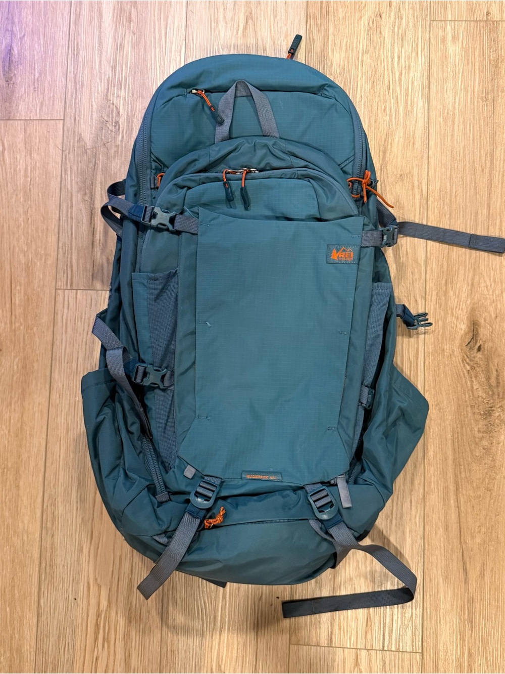 REI Ruckpack 65 Travel Pack  Teal with Orange Accents